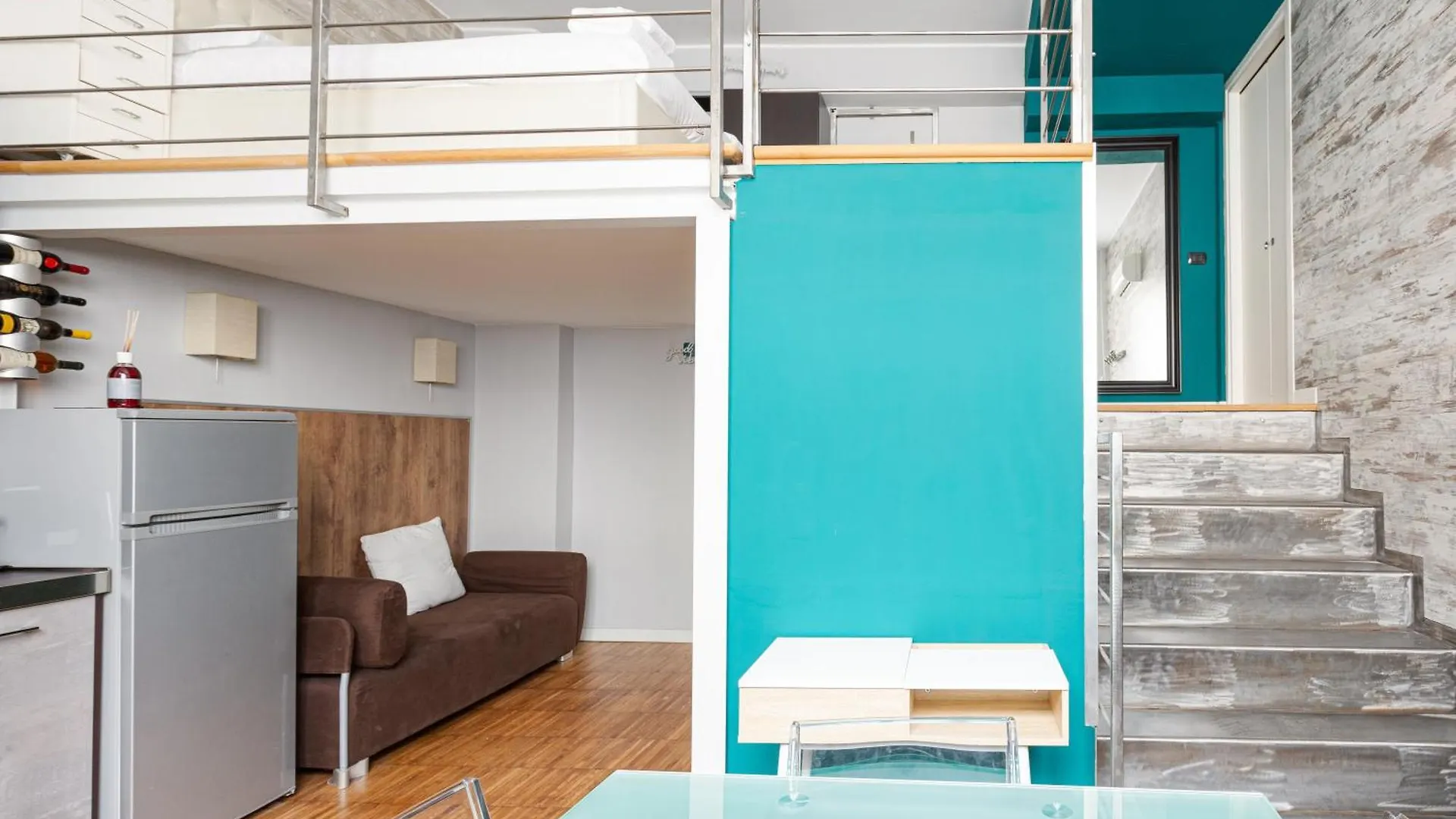 Milan - Gorla M1 Modern Studio! Italy