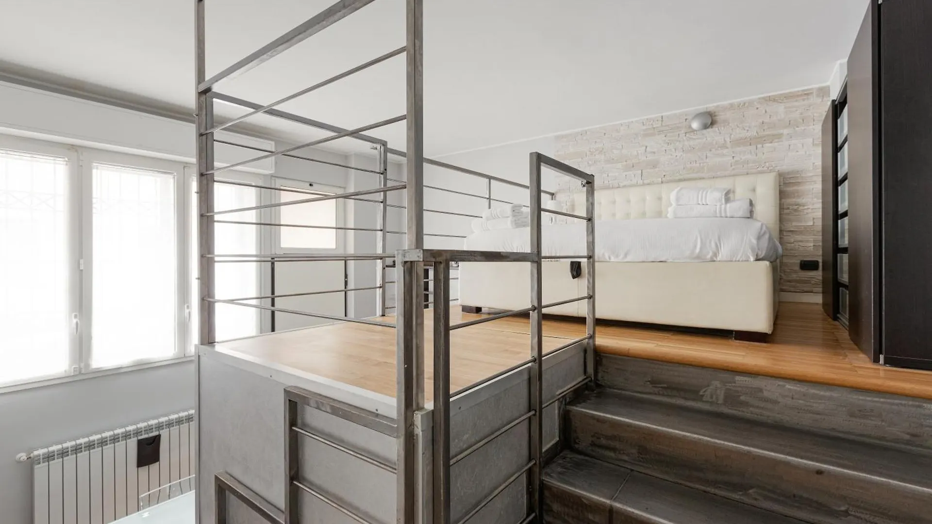 Milan - Gorla M1 Modern Studio! Apartment